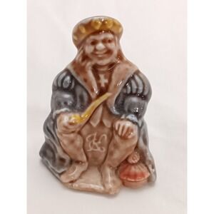 Wade England Ceramic Figurine Old‎ King Cole Nursery Rhyme Figure
